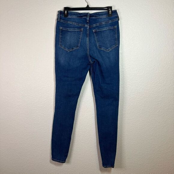 Old Navy Women's Super Skinny Jeans High Rise Rockstar Distressed Blue 10 Long‎ - Picture 5 of 7